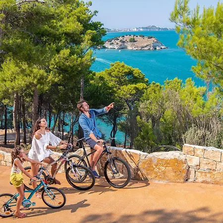 Gattarella Family Puglia - Premium Half-board A La Carte Üdülőközpont 4*